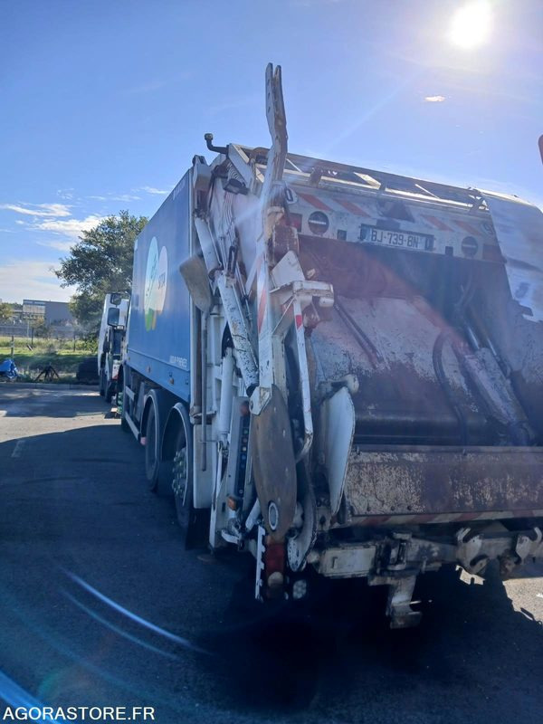 RENAULT 26T/BOM - FJ739BN - Søppelbil: bilde 3 RENAULT 26T/BOM - FJ739BN - Søppelbil: bilde 3