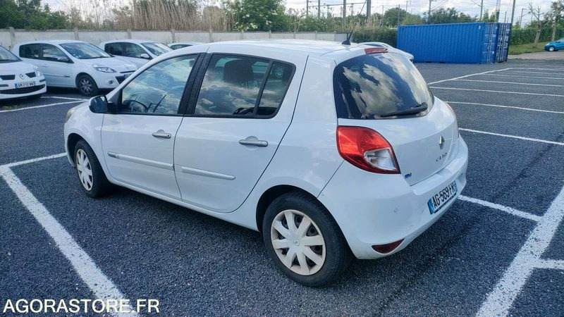 RENAULT CLIO - 2009 - 208126kms - Personenbil: bilde 3 RENAULT CLIO - 2009 - 208126kms - Personenbil: bilde 3
