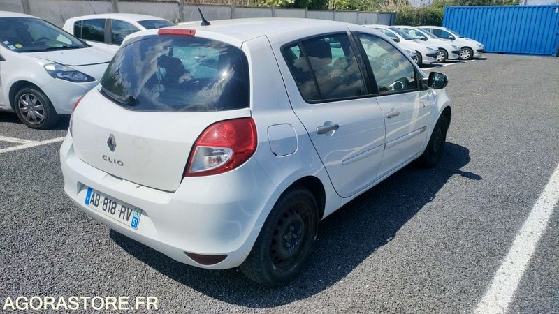 RENAULT CLIO - 2009 - 247721kms - Personenbil: bilde 2 RENAULT CLIO - 2009 - 247721kms - Personenbil: bilde 2