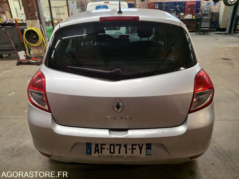 RENAULT CLIO 3 ESSENCE - Personenbil: bilde 3 RENAULT CLIO 3 ESSENCE - Personenbil: bilde 3