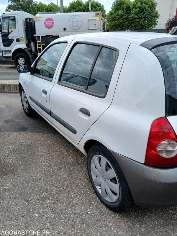 RENAULT CLIO GPL - 2007 - 95850 KMS - Personenbil: bilde 4 RENAULT CLIO GPL - 2007 - 95850 KMS - Personenbil: bilde 4