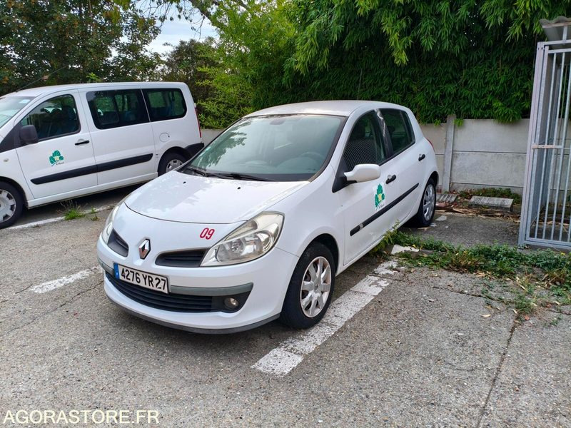 RENAULT CLIO III - Personenbil: bilde 2 RENAULT CLIO III - Personenbil: bilde 2