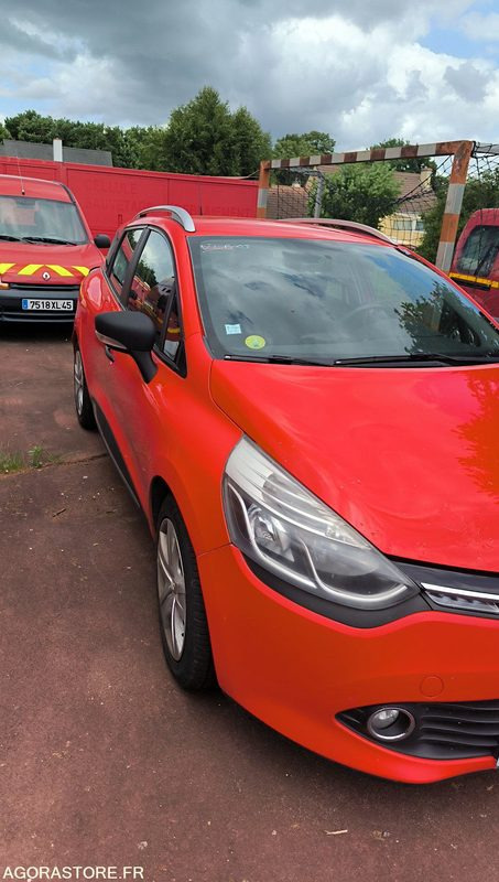 RENAULT CLIO IV ESTATE ZEN DCI 90 ECO2 - 2014 - 305509kms - Personenbil: bilde 1 RENAULT CLIO IV ESTATE ZEN DCI 90 ECO2 - 2014 - 305509kms - Personenbil: bilde 1