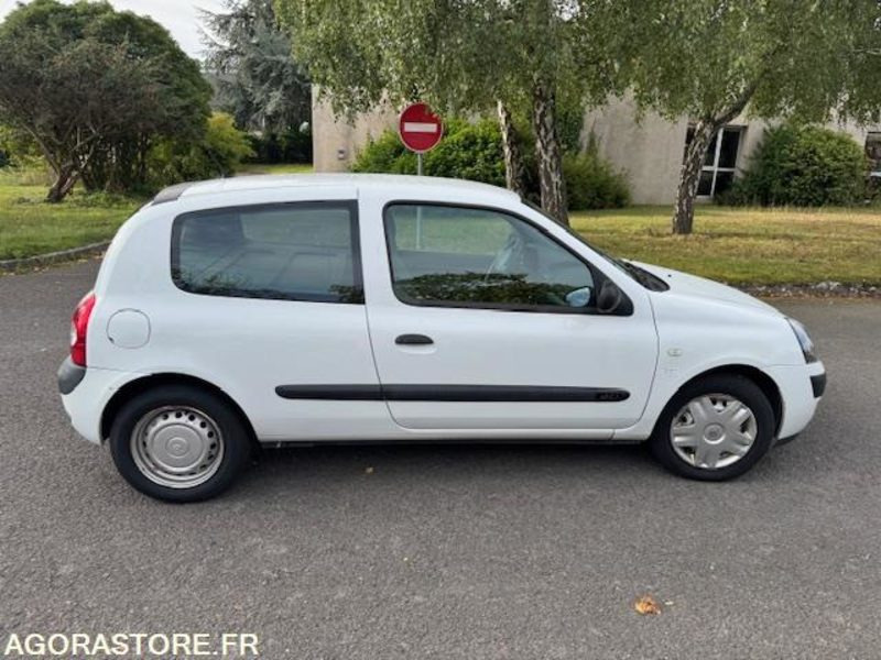 RENAULT CLIO SOCIETE - Personenbil: bilde 4 RENAULT CLIO SOCIETE - Personenbil: bilde 4