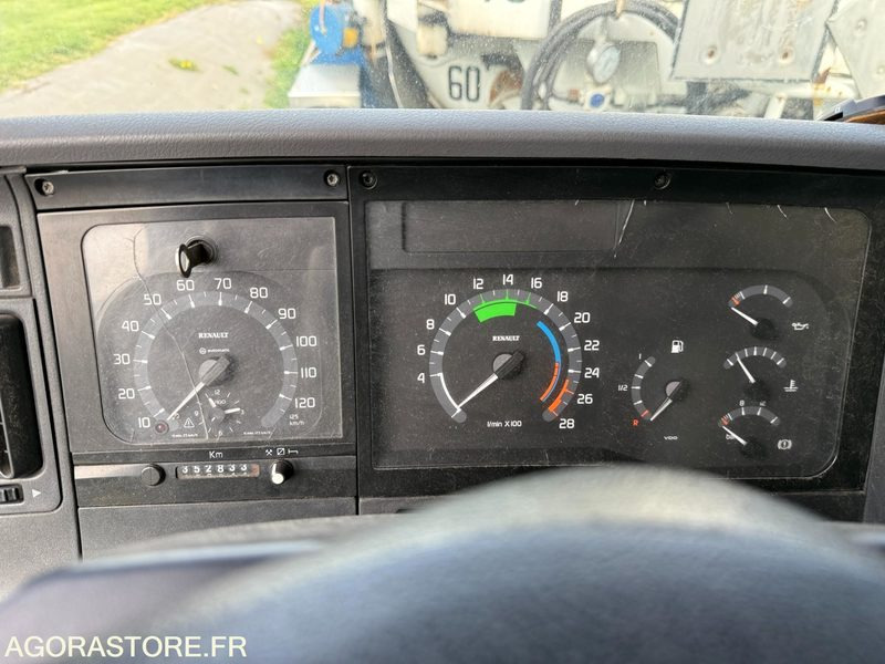 RENAULT HYDROCUREUR ADR 2646-YC-49 VENTE EXPORT EXCLUSIVEMENT - Vakuum lastebil: bilde 5 RENAULT HYDROCUREUR ADR 2646-YC-49 VENTE EXPORT EXCLUSIVEMENT - Vakuum lastebil: bilde 5