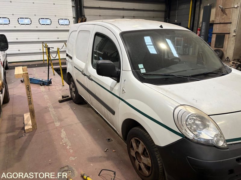 RENAULT KANGOO - 189000 kms - Kassebil: bilde 1 RENAULT KANGOO - 189000 kms - Kassebil: bilde 1