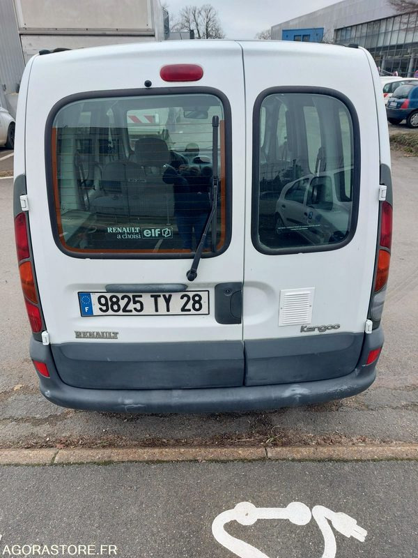 RENAULT KANGOO - 2000 - 119 023KM - NON ROULANT - Små varebil: bilde 4 RENAULT KANGOO - 2000 - 119 023KM - NON ROULANT - Små varebil: bilde 4