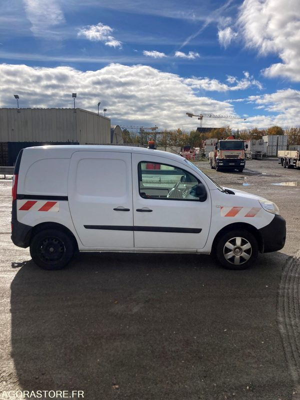 RENAULT KANGOO diesel - Année 2017 - 330.000 km - Små varebil: bilde 4 RENAULT KANGOO diesel - Année 2017 - 330.000 km - Små varebil: bilde 4