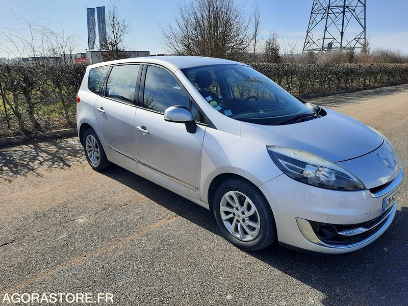 RENAULT SCENIC - 2012 - CN923LQ - Personenbil: bilde 3 RENAULT SCENIC - 2012 - CN923LQ - Personenbil: bilde 3