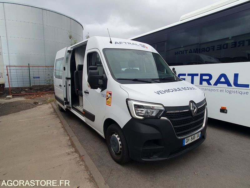 RENAULT TRAFFIC 9 PL AUTO ECOLE - 2019 - 83000 Kms - Små varebil: bilde 2 RENAULT TRAFFIC 9 PL AUTO ECOLE - 2019 - 83000 Kms - Små varebil: bilde 2