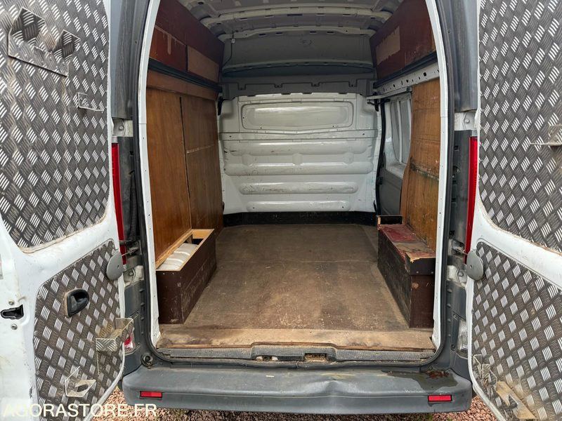 RENAULT TRAFIC 2.0 DCI 115 CH L1H2 - 233176 - 2011 - Kassebil: bilde 5 RENAULT TRAFIC 2.0 DCI 115 CH L1H2 - 233176 - 2011 - Kassebil: bilde 5