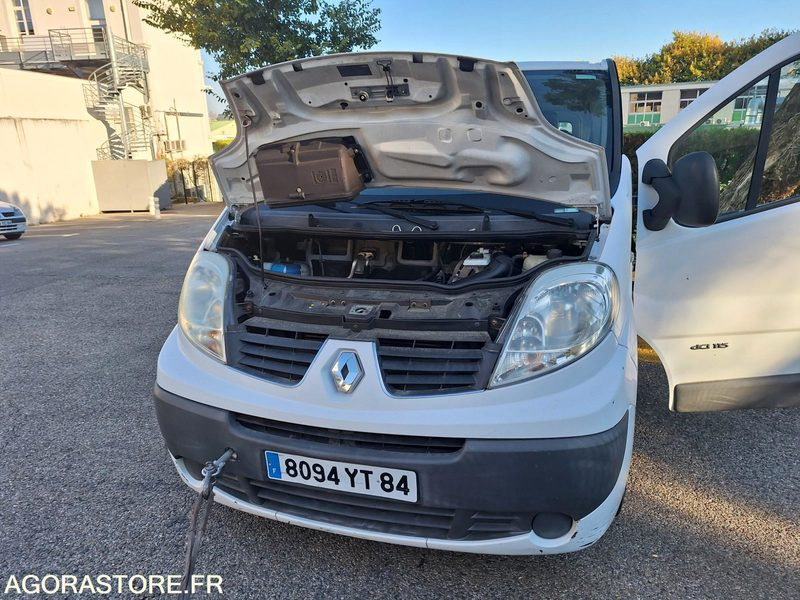 RENAULT TRAFIC - Minibuss, Persontransport: bilde 2 RENAULT TRAFIC - Minibuss, Persontransport: bilde 2