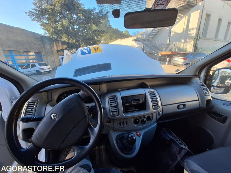 RENAULT TRAFIC - Minibuss, Persontransport: bilde 4 RENAULT TRAFIC - Minibuss, Persontransport: bilde 4