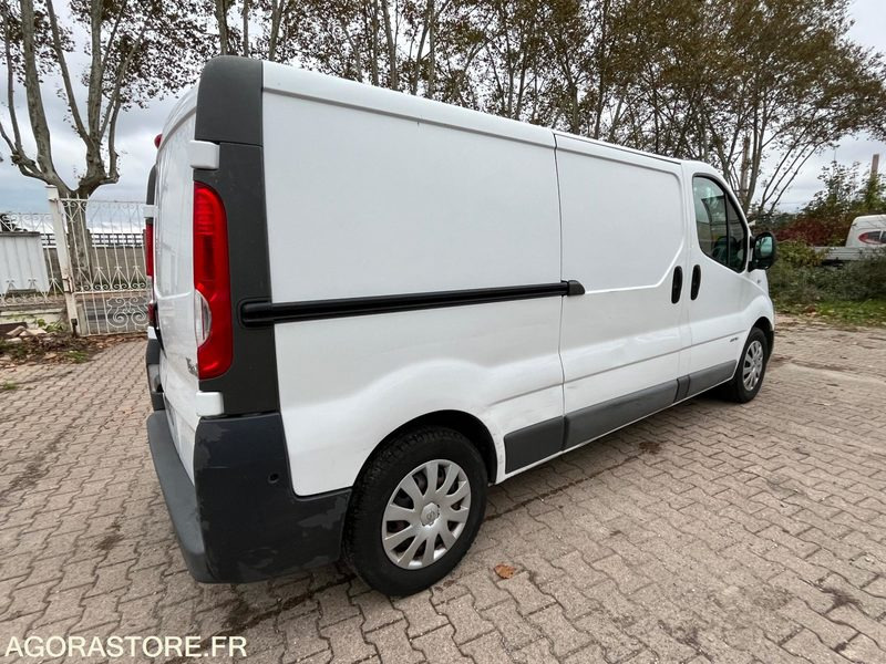 RENAULT TRAFIC L2H1 - 2013 / 202 310 KM - Kassebil: bilde 4 RENAULT TRAFIC L2H1 - 2013 / 202 310 KM - Kassebil: bilde 4