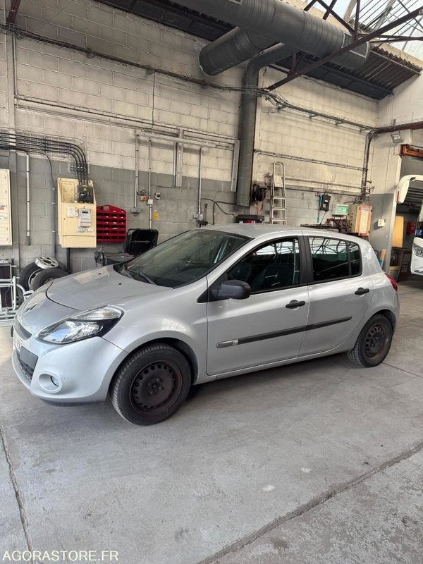 Renault Clio 3 139178 kms 2012 - Personenbil: bilde 2 Renault Clio 3 139178 kms 2012 - Personenbil: bilde 2