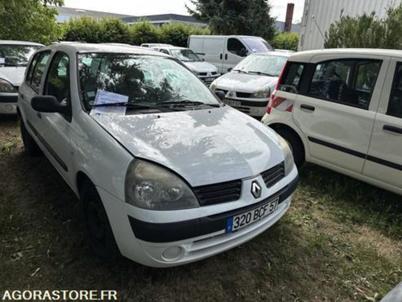 Renault Clio - 320BCF57 - Personenbil: bilde 2 Renault Clio - 320BCF57 - Personenbil: bilde 2