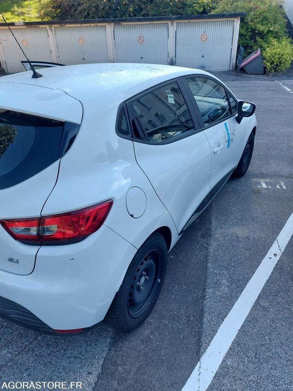 Renault Clio Blanche DC963FQ de 2013 - 66440km - Personenbil: bilde 3 Renault Clio Blanche DC963FQ de 2013 - 66440km - Personenbil: bilde 3