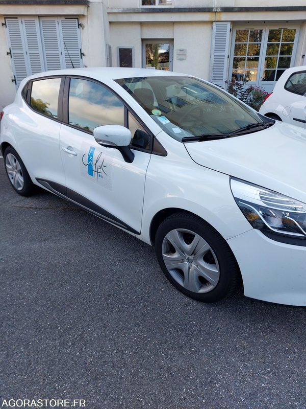 Renault Clio Blanche DC974FQ de 2013 - 67561 km - Personenbil: bilde 3 Renault Clio Blanche DC974FQ de 2013 - 67561 km - Personenbil: bilde 3