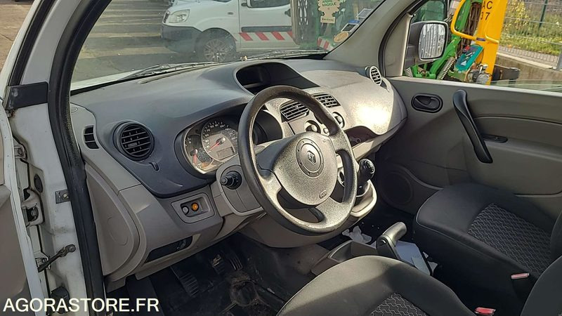 Små varebil Renault Kangoo - 2011 - 130342kms - BF372BJ: bilde 12 Små varebil Renault Kangoo - 2011 - 130342kms - BF372BJ: bilde 12