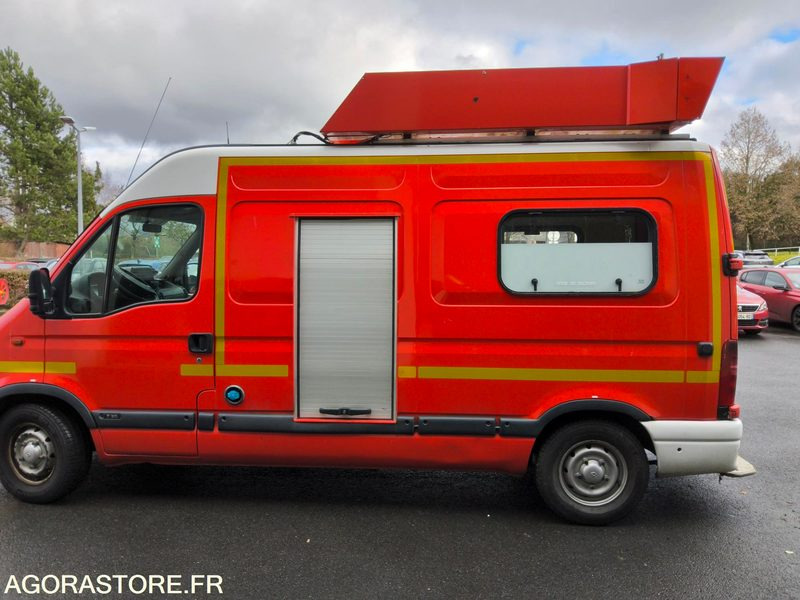Renault Master - 2000 - 76474kms - CN021XX - Kassebil: bilde 5 Renault Master - 2000 - 76474kms - CN021XX - Kassebil: bilde 5