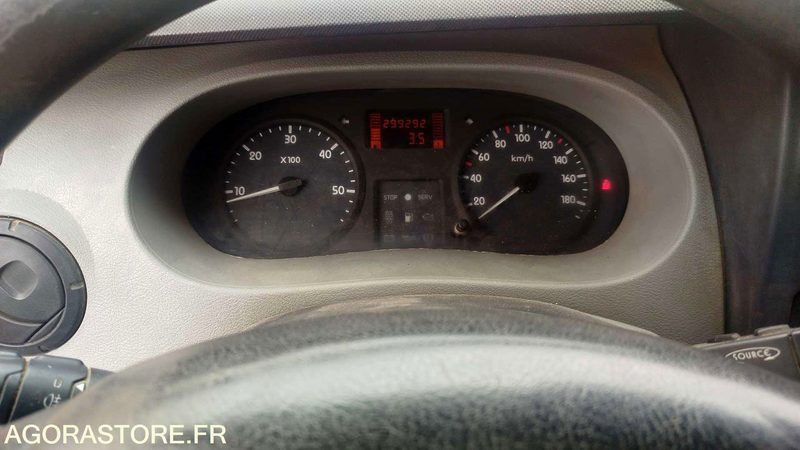 Renault Master 2004 - BQ-940-TF - 299292km - Kassebil: bilde 4 Renault Master 2004 - BQ-940-TF - 299292km - Kassebil: bilde 4