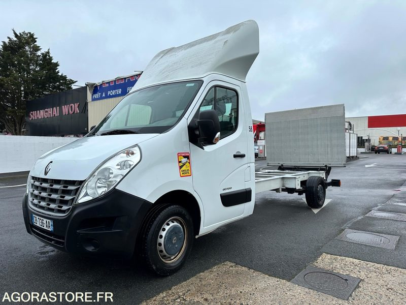 Renault Master III 2.3 DCI Plateau avec Hayon - Chassis lastebil: bilde 2 Renault Master III 2.3 DCI Plateau avec Hayon - Chassis lastebil: bilde 2