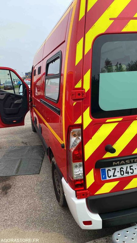 Renault Master III - 23/10/2013 - Ambulanse: bilde 3 Renault Master III - 23/10/2013 - Ambulanse: bilde 3