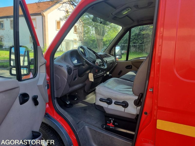 Renault Master L2H2 - 7415 VN 63 - 2000 - Personenbil: bilde 5 Renault Master L2H2 - 7415 VN 63 - 2000 - Personenbil: bilde 5
