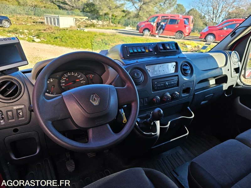 Renault Master dci125 - 2013 - 102320km - CZ970DC - Ambulanse: bilde 5 Renault Master dci125 - 2013 - 102320km - CZ970DC - Ambulanse: bilde 5