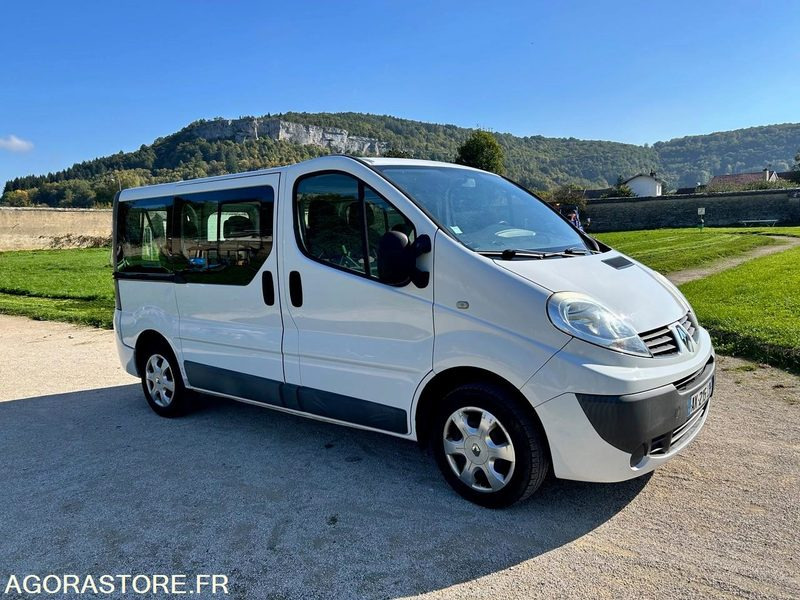 Renault Trafic 2 - 2010 - 141000 kms - Minibuss, Persontransport: bilde 1 Renault Trafic 2 - 2010 - 141000 kms - Minibuss, Persontransport: bilde 1