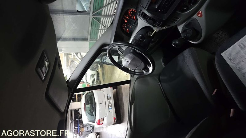 Renault Trafic - 2004 - 257907kms - 1707-XB-22 - Minibuss, Persontransport: bilde 4 Renault Trafic - 2004 - 257907kms - 1707-XB-22 - Minibuss, Persontransport: bilde 4