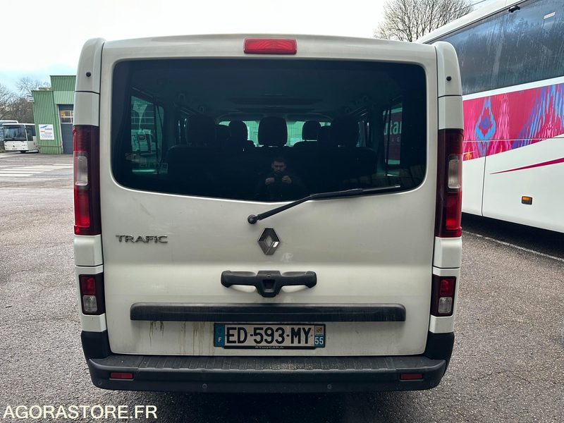 Renault Trafic 8 places / ED-593-MY / 463 642kms - Minibuss, Persontransport: bilde 5 Renault Trafic 8 places / ED-593-MY / 463 642kms - Minibuss, Persontransport: bilde 5