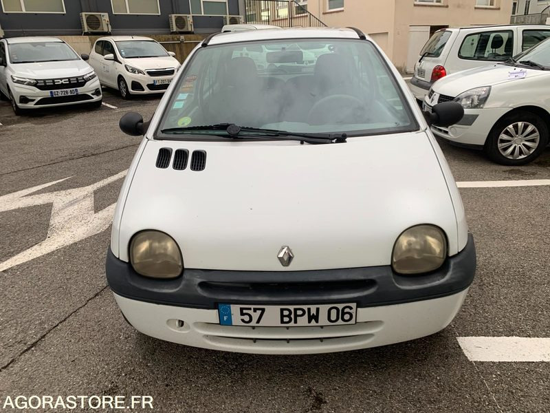 Renault Twingo - 2006 - 148 456 kms - 57 BPW 06 - Personenbil: bilde 1 Renault Twingo - 2006 - 148 456 kms - 57 BPW 06 - Personenbil: bilde 1