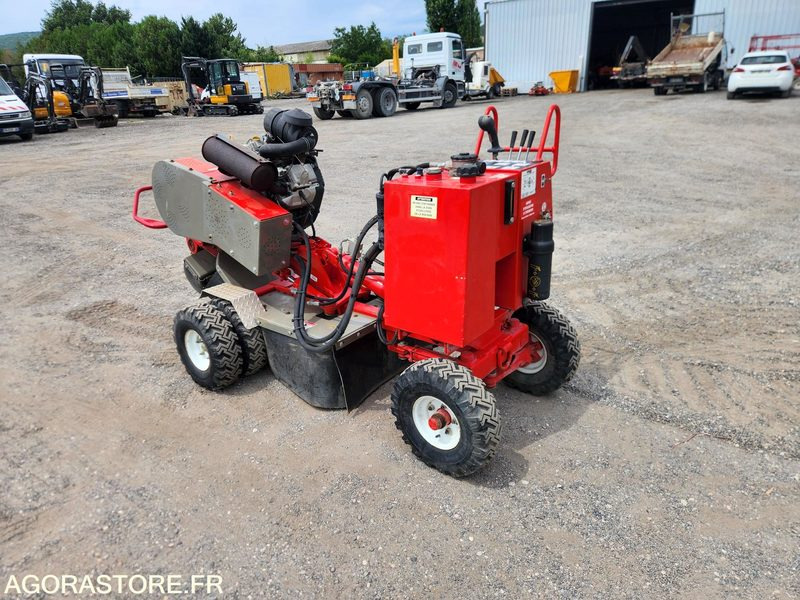 Rogneuse / Raboteuse de souches Carlton SP5014 – 2019 – 300 h - Stubbefres: bilde 4 Rogneuse / Raboteuse de souches Carlton SP5014 – 2019 – 300 h - Stubbefres: bilde 4