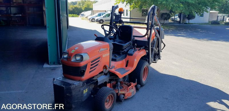 TONDEUSE AUTOPORTEE KUBOTA G23 - Gressklipper: bilde 1 TONDEUSE AUTOPORTEE KUBOTA G23 - Gressklipper: bilde 1