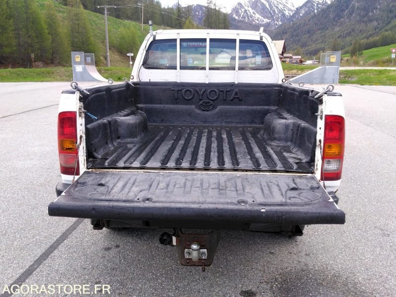 TOYOTA HILUX - Varebil med tipp: bilde 3 TOYOTA HILUX - Varebil med tipp: bilde 3