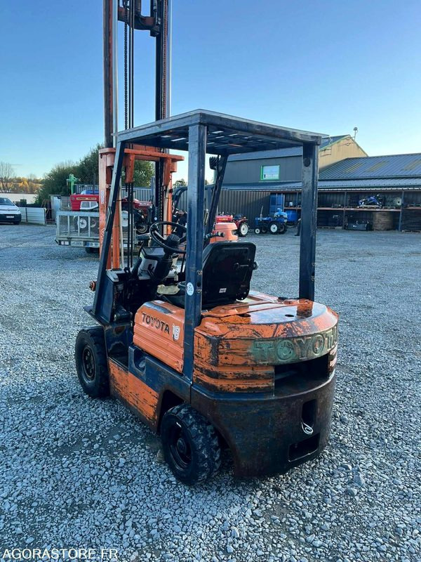 TOYOTA chariot levée libre TOYOTA 025FD18 Diesel - Dieseltruck: bilde 5 TOYOTA chariot levée libre TOYOTA 025FD18 Diesel - Dieseltruck: bilde 5