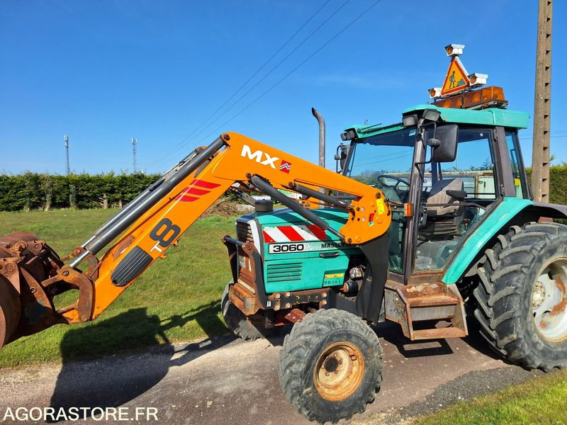 TRACTEUR CHARGEUR MASSEY FERGUSON - 1998 - 13654Heures - Traktor: bilde 2 TRACTEUR CHARGEUR MASSEY FERGUSON - 1998 - 13654Heures - Traktor: bilde 2