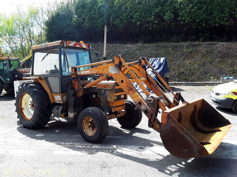 TRACTEUR RENAULT R782 Chargeur D2678 - Traktor: bilde 3 TRACTEUR RENAULT R782 Chargeur D2678 - Traktor: bilde 3