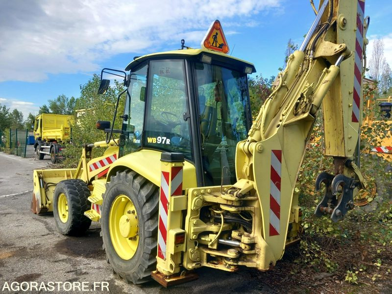 TRACTOPELLE KOMATSU WB 97 R2 (TK0105) - Gravemaskin: bilde 2 TRACTOPELLE KOMATSU WB 97 R2 (TK0105) - Gravemaskin: bilde 2