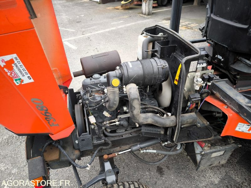 Tondeuse KUBOTA F3680 3688 heures 2013 - Gressklipper: bilde 3 Tondeuse KUBOTA F3680 3688 heures 2013 - Gressklipper: bilde 3