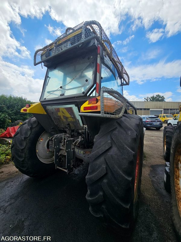 Tracteur Renault Ergos 456 - 2008 - 1500H - FX924HE - Traktor: bilde 3 Tracteur Renault Ergos 456 - 2008 - 1500H - FX924HE - Traktor: bilde 3