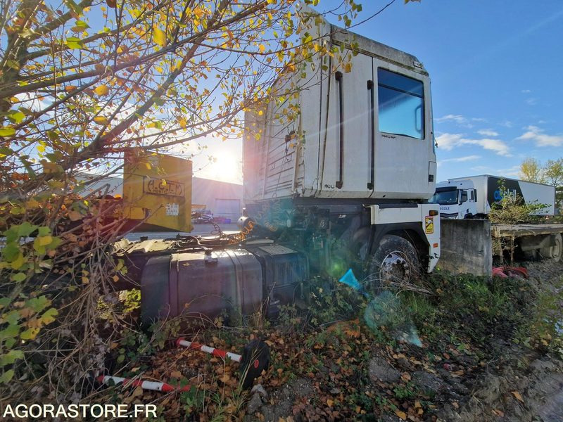 Tracteur Renault - 2004 - 339927 - DD612SG - Trekkvogn: bilde 3 Tracteur Renault - 2004 - 339927 - DD612SG - Trekkvogn: bilde 3