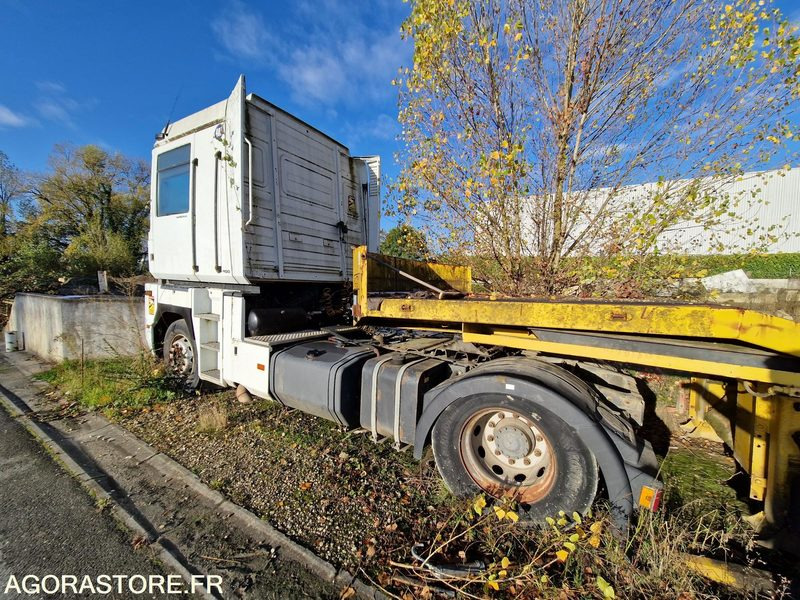 Tracteur Renault - 2004 - 339927 - DD612SG - Trekkvogn: bilde 4 Tracteur Renault - 2004 - 339927 - DD612SG - Trekkvogn: bilde 4