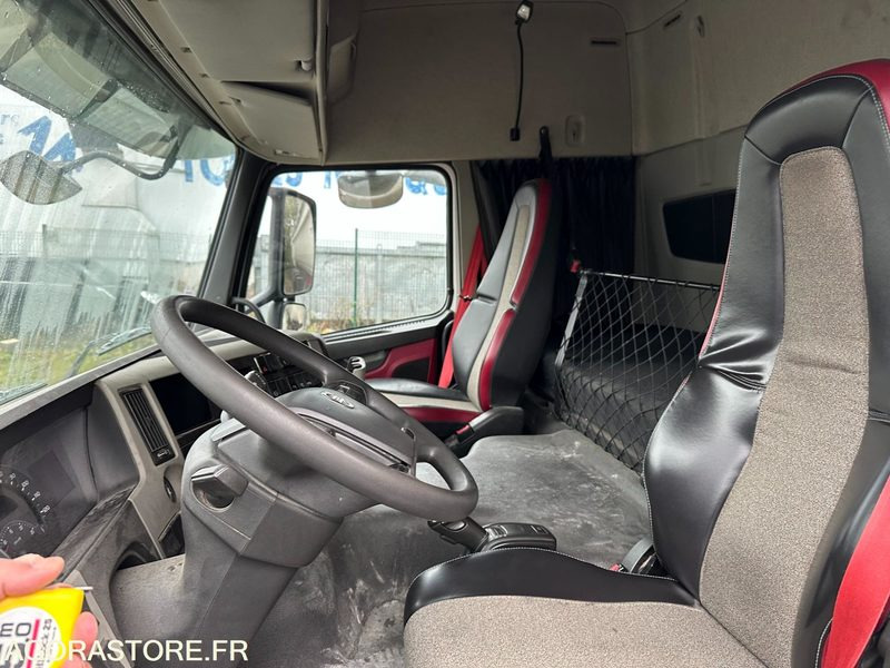 VOLVO FMII 450 EURO 6 - 2015 - 445 000 KMS - Trekkvogn: bilde 3 VOLVO FMII 450 EURO 6 - 2015 - 445 000 KMS - Trekkvogn: bilde 3