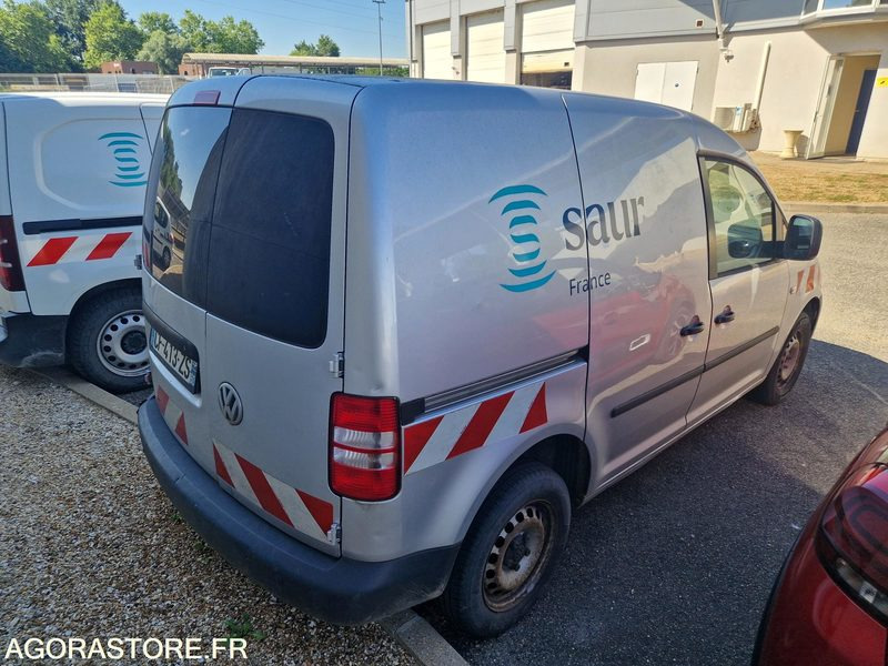 VOLKSWAGEN CADDY - CF413ZS - 2011 / 388 148 KM - Små varebil: bilde 3 VOLKSWAGEN CADDY - CF413ZS - 2011 / 388 148 KM - Små varebil: bilde 3