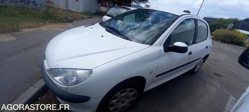 VQ- V11o Peugeot 206 - Personenbil: bilde 2 VQ- V11o Peugeot 206 - Personenbil: bilde 2
