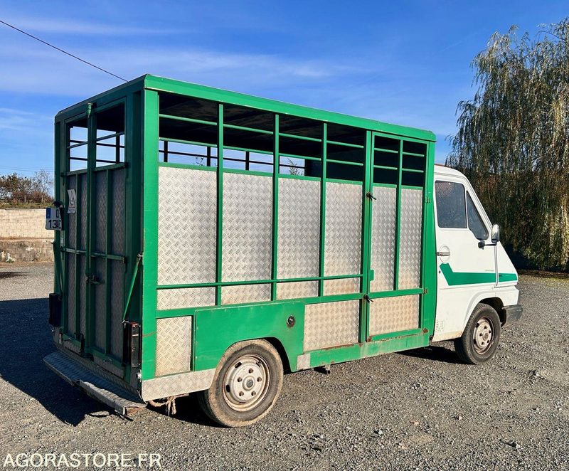 RENAULT MASTER BETAILLERE - Varebil: bilde 1 RENAULT MASTER BETAILLERE - Varebil: bilde 1