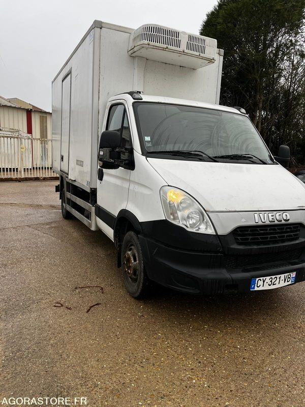 Iveco 35c13 frigorifique 185000km 2013 - Kjølebil: bilde 2 Iveco 35c13 frigorifique 185000km 2013 - Kjølebil: bilde 2