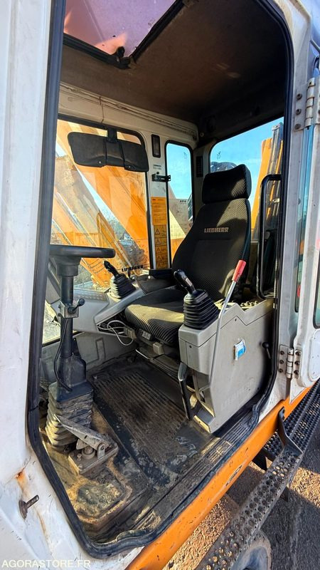 Pelle liebherr A914 LITRONIC - 2002 - 20 000 heures ENTRETIEN LIEBHERR - Gravemaskin: bilde 2 Pelle liebherr A914 LITRONIC - 2002 - 20 000 heures ENTRETIEN LIEBHERR - Gravemaskin: bilde 2
